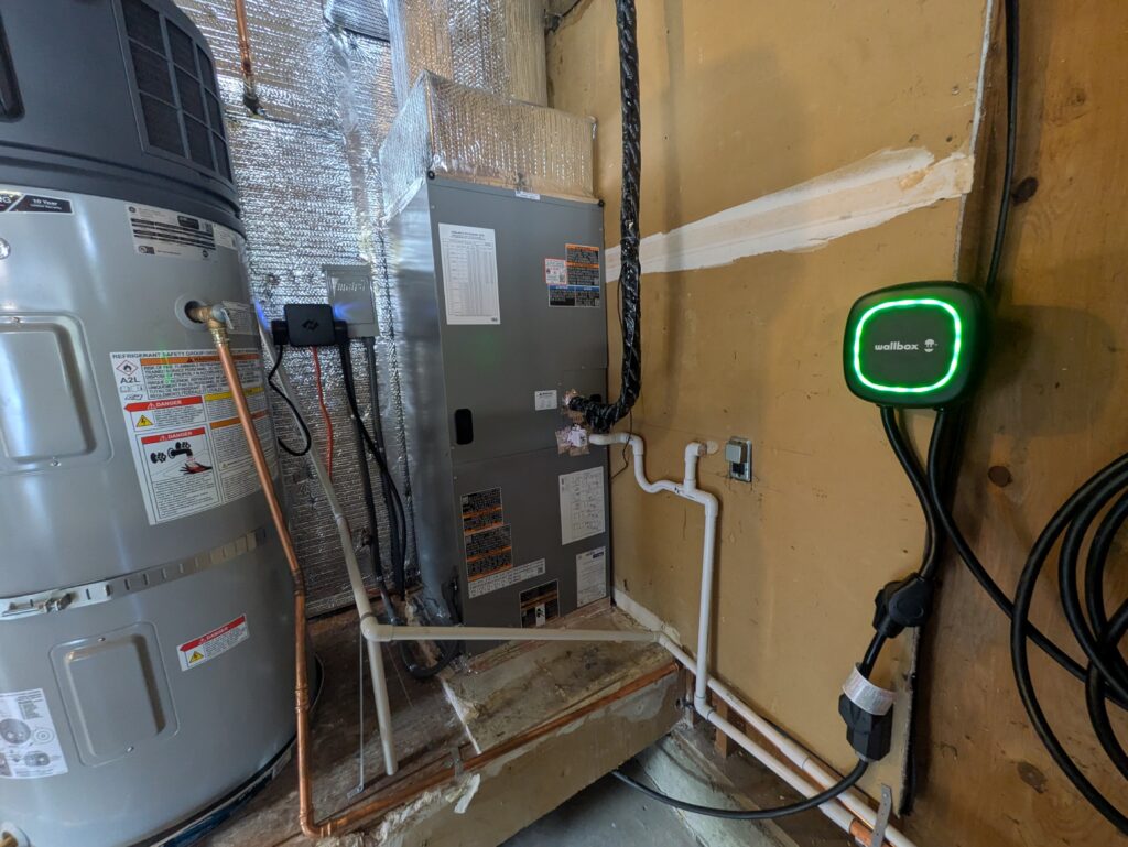 Circuit splitter installation